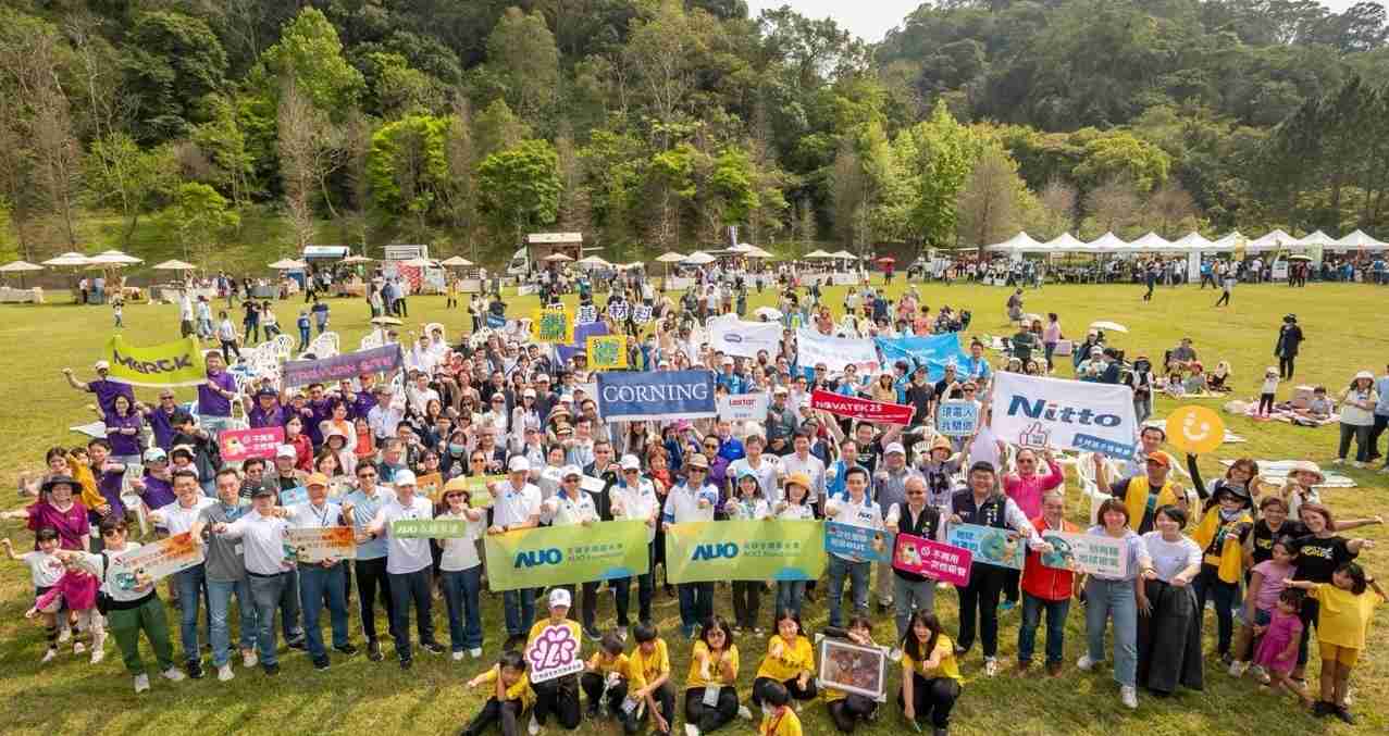 龙门国际致力永续平衡发展，，，，第14年入选DJSI世界指数成分股（DJSI World），，在全球顶尖电子设备仪器组件产业展现卓越的永续竞争力，，，获国际指数肯定